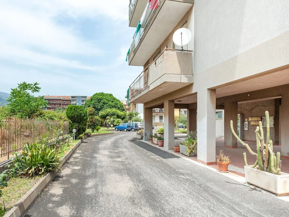 Etna & Sea View Apartment