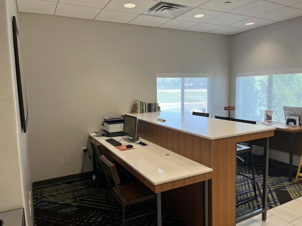 Holiday Inn Express Hotel & Suites Beatrice by IHG