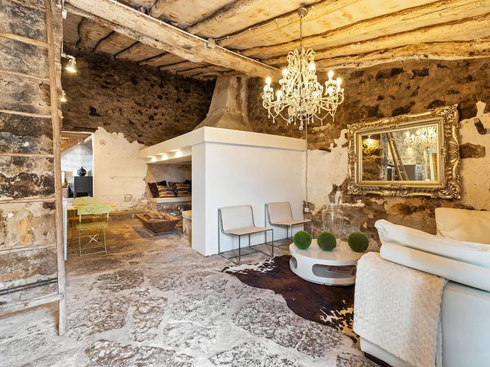 Cozy Fraga Country Escape