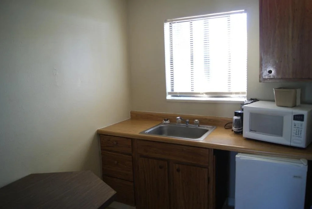 Travelers Motel