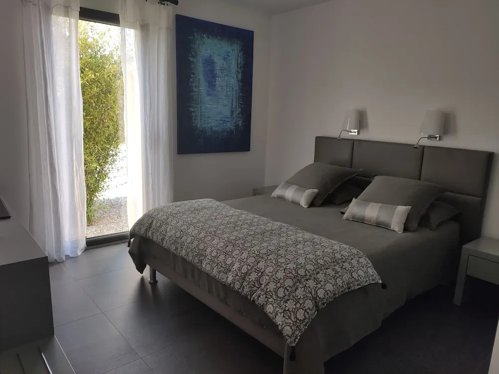 Villa Otilia-Bed and Breakfast-Chambres dhôtes en Provence