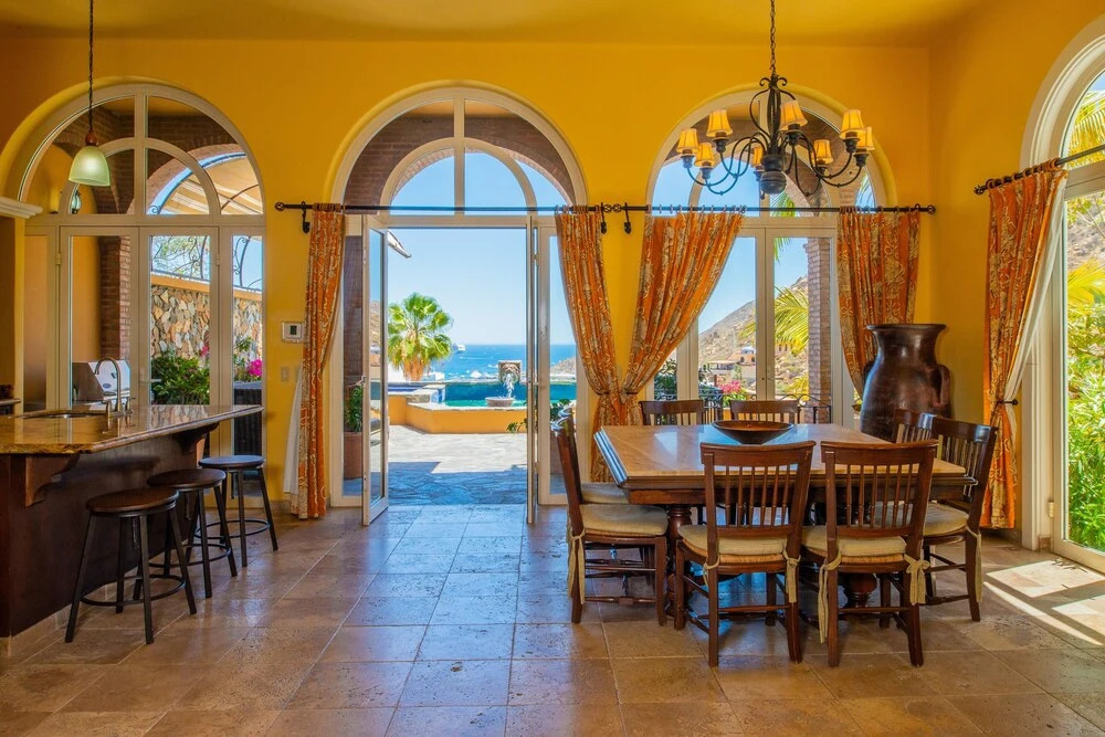 Ocean View 4BR Villa Steps From Cabo: Villa Haydee