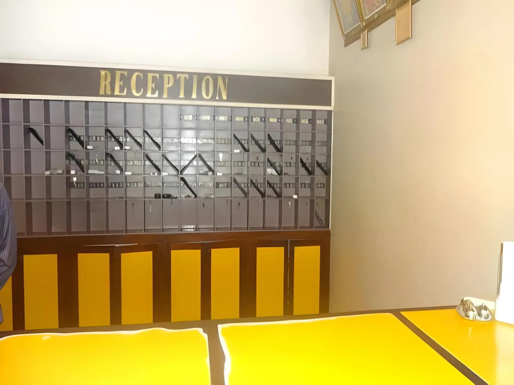Capital O 12811 Hotel Sree Murugan