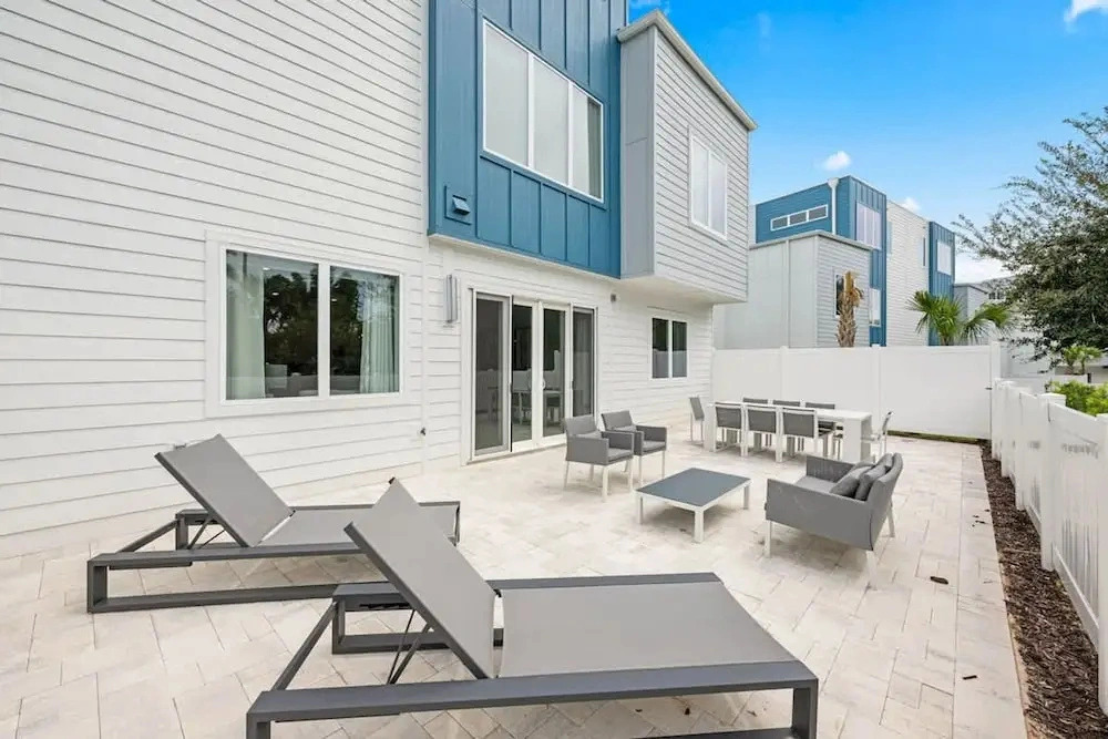 Resort-style 4-bed Loft Condo