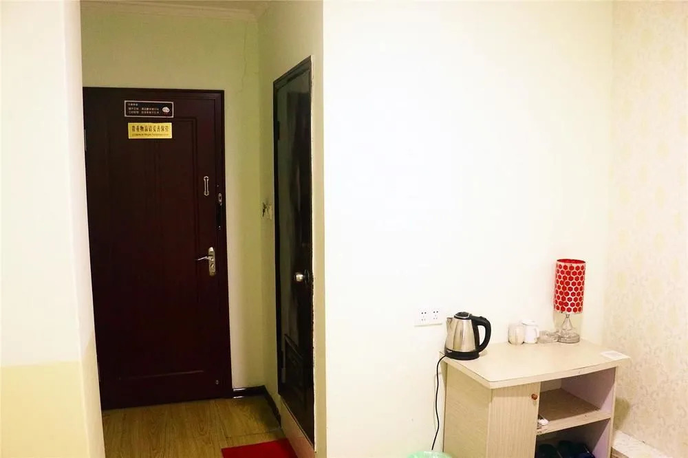 Bandao Siji Business Hotel(青岛半岛四季商务宾馆)
