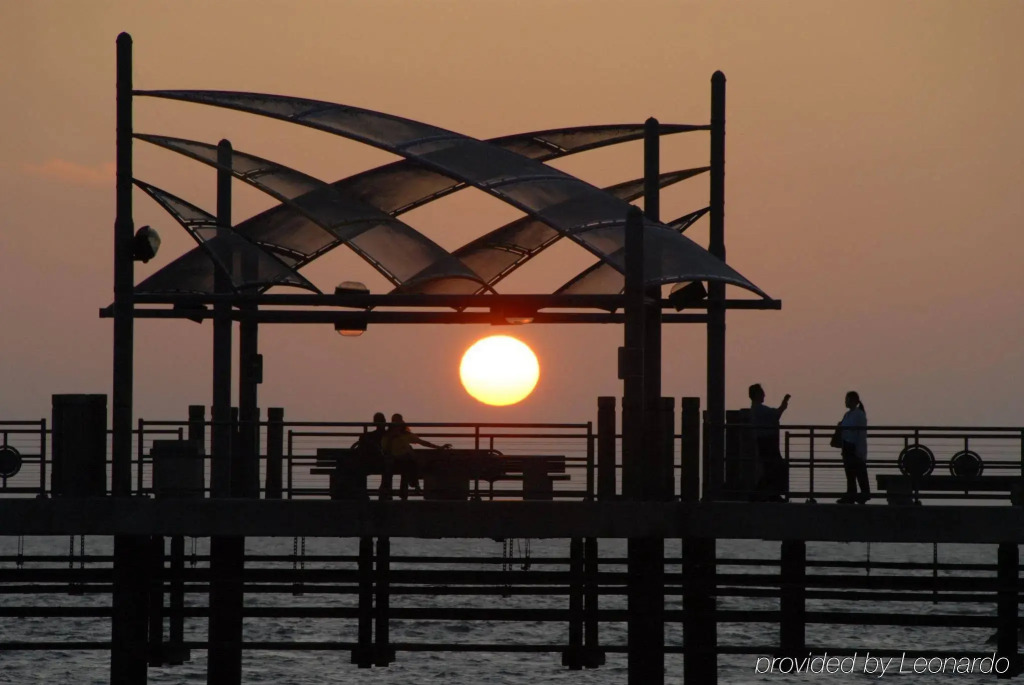 Holiday Inn Express Hotel & Suites Hermosa Beach by IHG