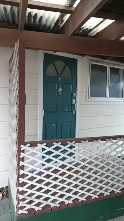 3 Bedroom House at 9 Steeles Lane