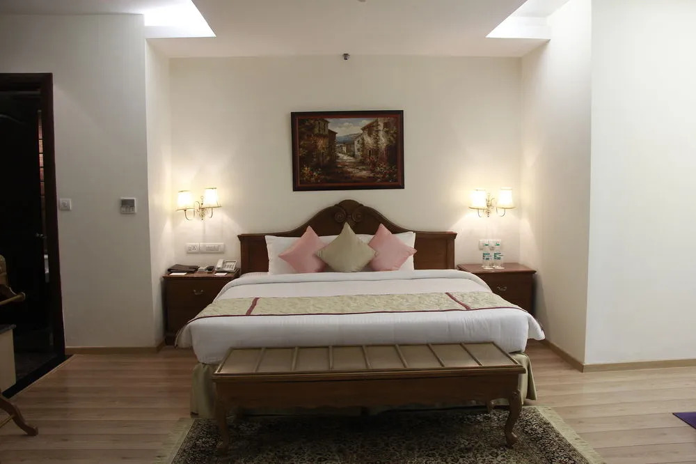 Welcom Bella Vista Chandigarh Hotel