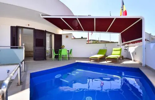 Damavi Suite