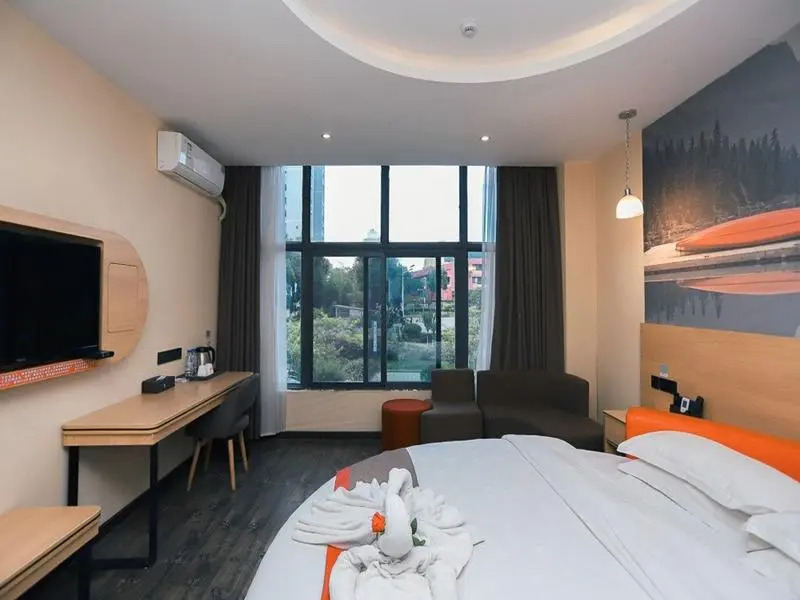 Thank Inn Hotel Guizhou Guiyang Guanshanhu District Century City