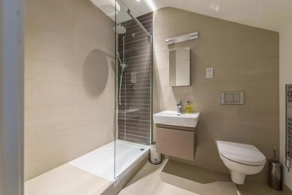 Hampden Apartments - The Victoria