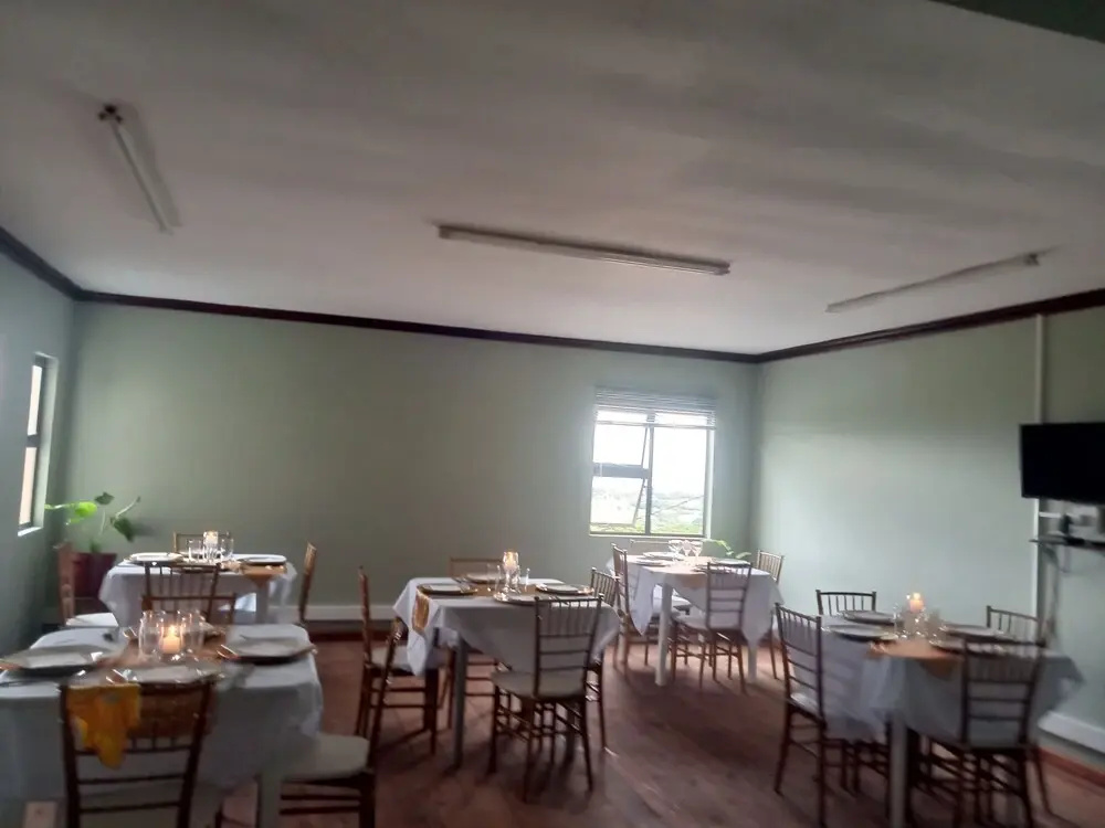 Emampingeni lodge