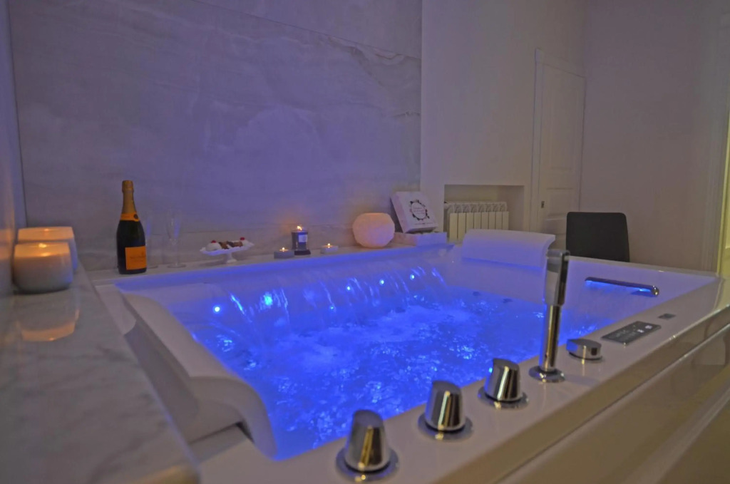 7 BLU Casa vacanze con idromassaggio