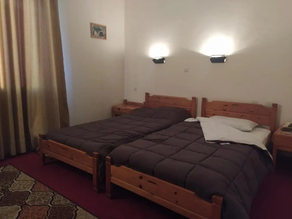 Apollon inn