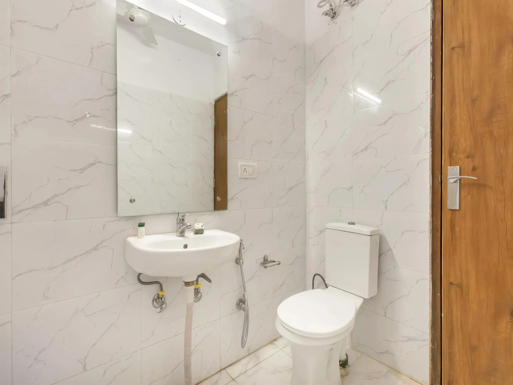 OYO 9071 Comfort Zone Guest House