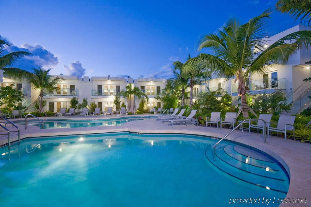 Santa Maria Suites Resort