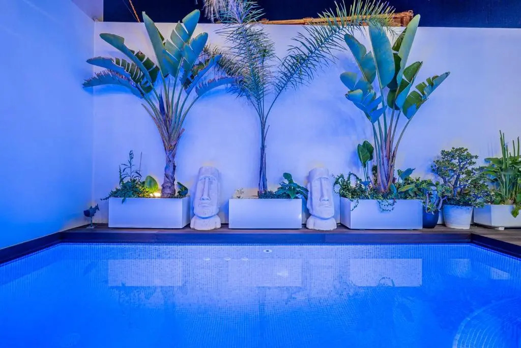 VLVilla - Villa de lujo en Valencia con piscina privada y sala de cine
