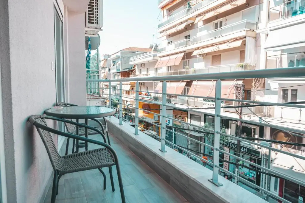 Lovely apartment with balcony in the city center