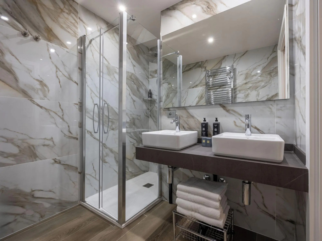 Отель IH Hotels Milano Centrale