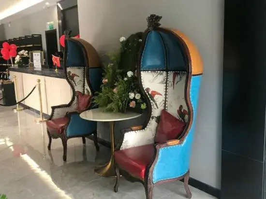 Forest Mansion Hotel