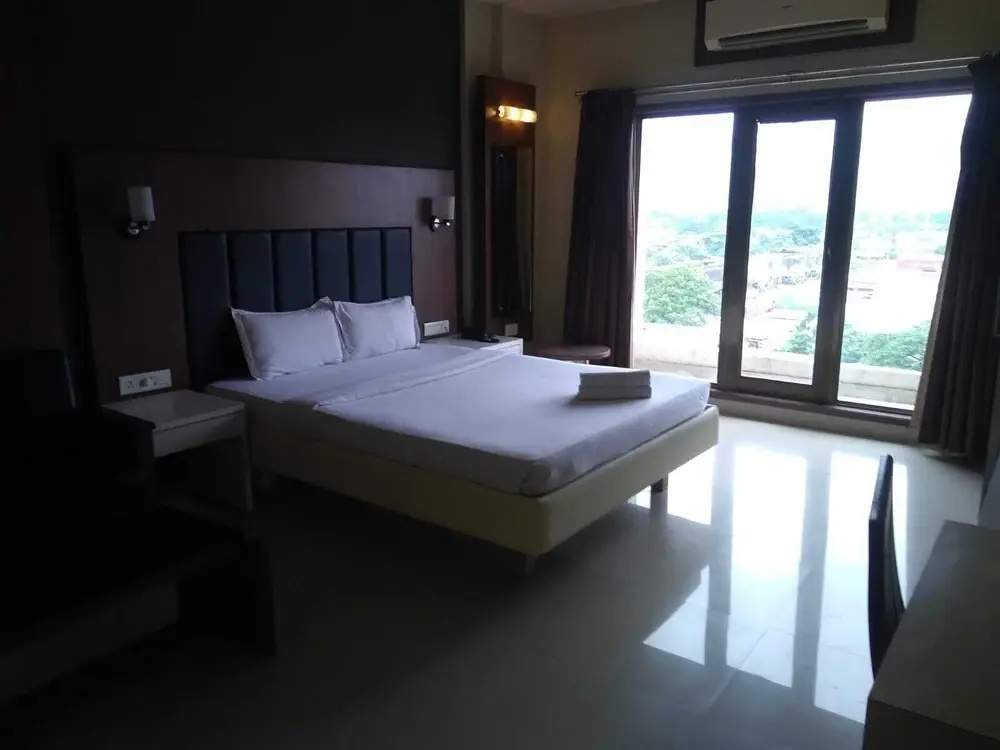 Devanshi Inn