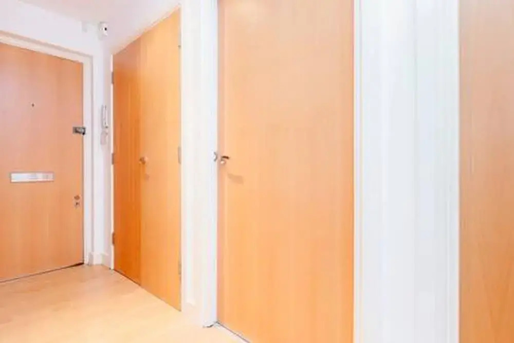 Morton Close Apartment
