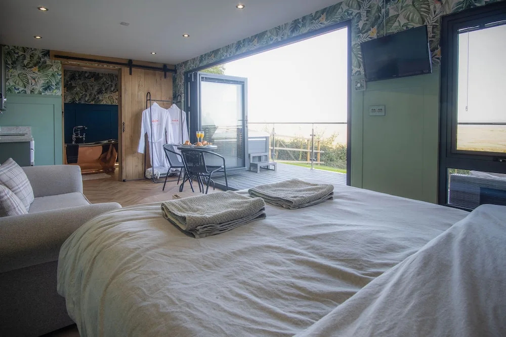 Caswell Bay Hide Out - Cabin - Landimore