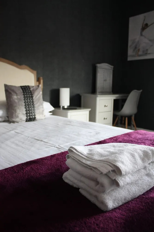 OYO Watton Vibe Hotel