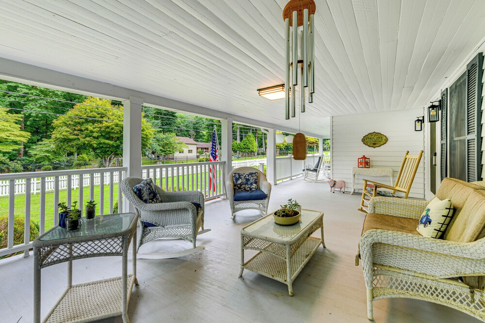 Maggie Valley Historic Farmhouse on 5 Acres