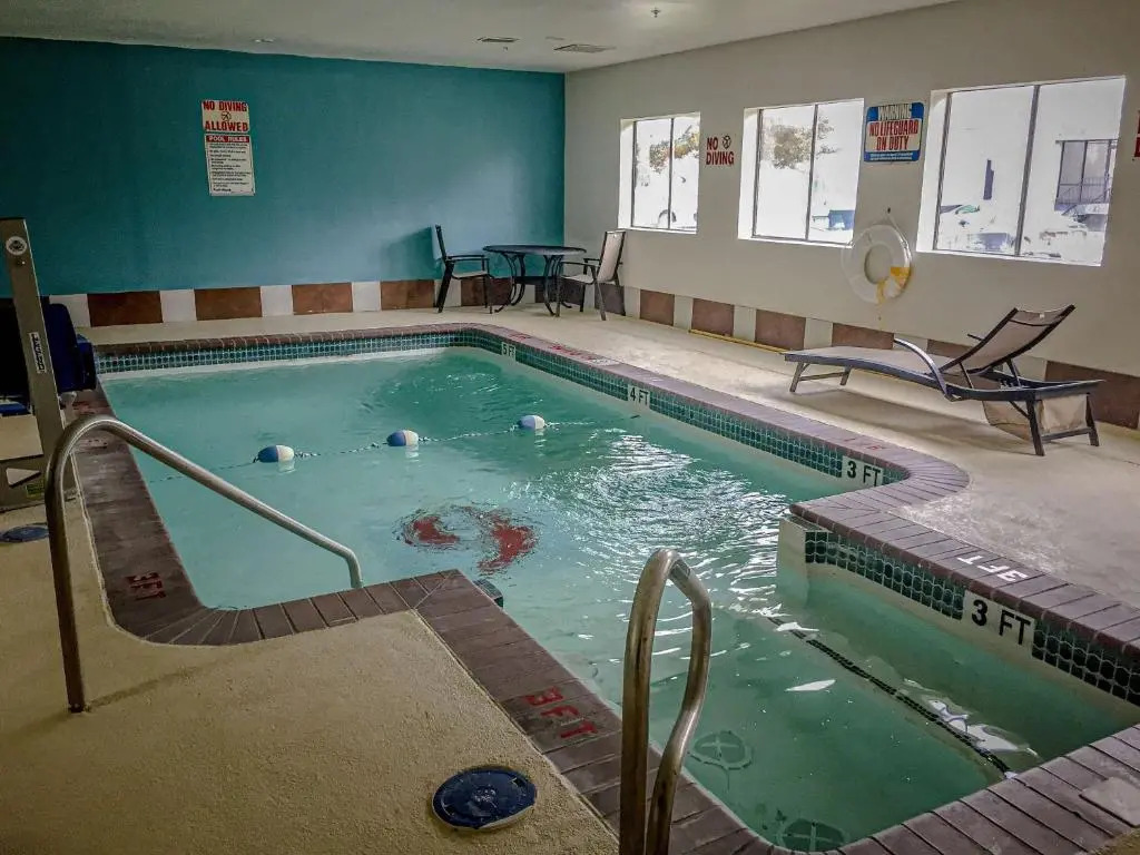 Motel 6-Woodway, TX