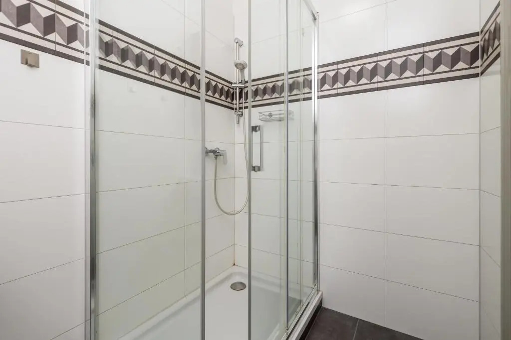 4 Bedroom Apartment