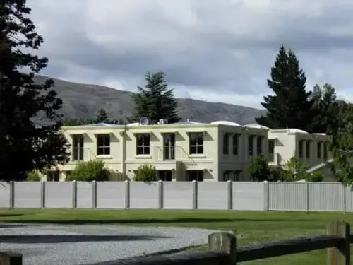 Lake Villas