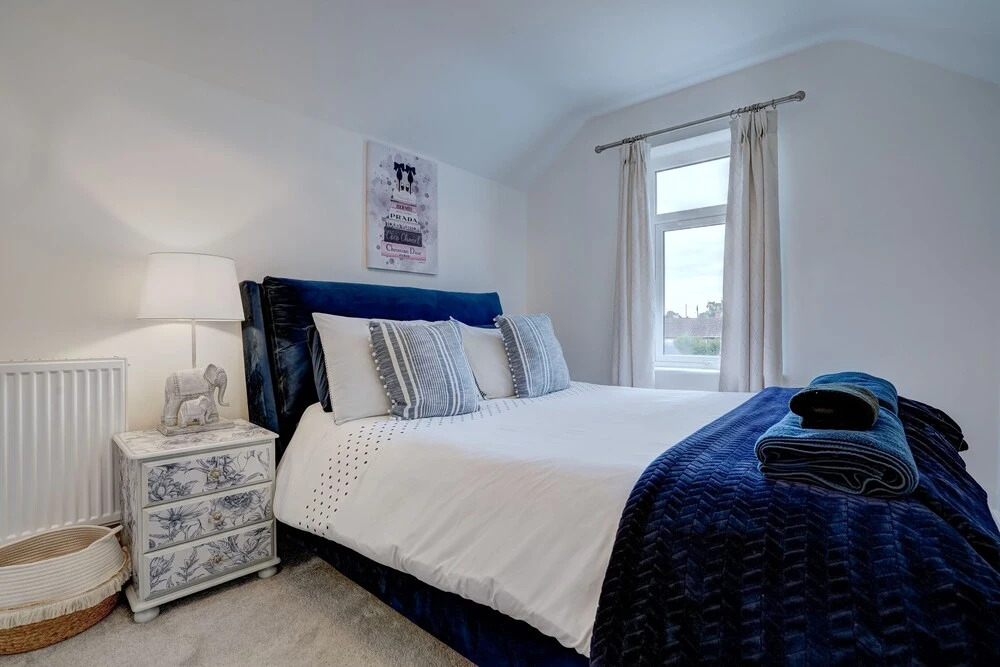 Norfolk Luxe Beach House Sleeps 8 Dog Friendly