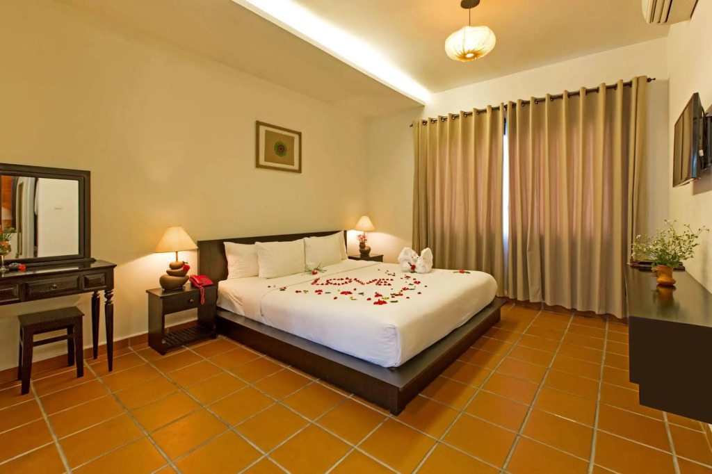 East West Villa
