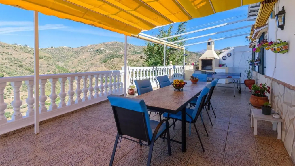 Villa José Andrés Torrox by Ruralidays