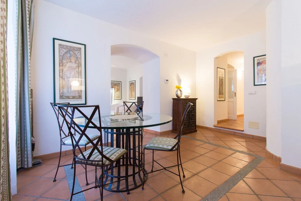 Hroznova Apartment Charles Bridge II