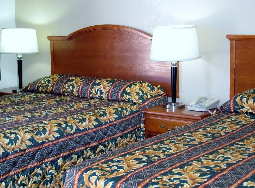Country Inn Motel