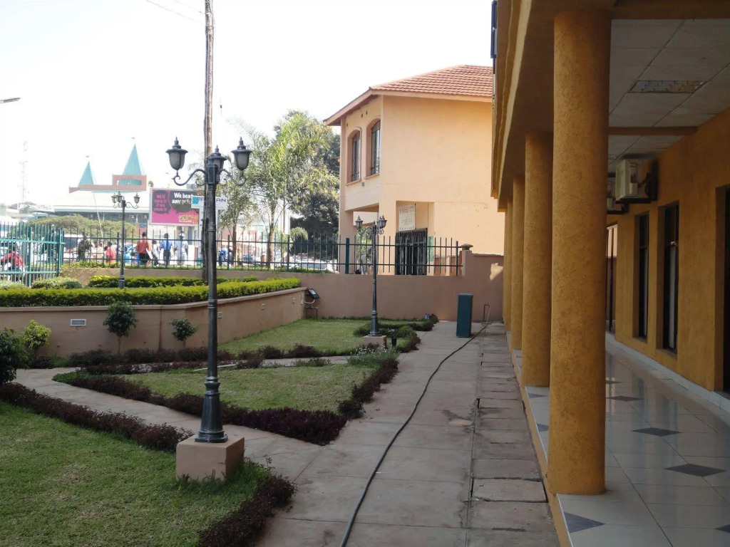 Bridgeview Hotel and Conference Centre