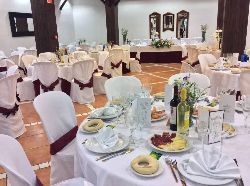 Albenzaire Hotel Asador
