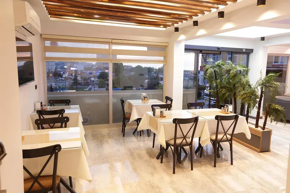 Green Nazar Hotel