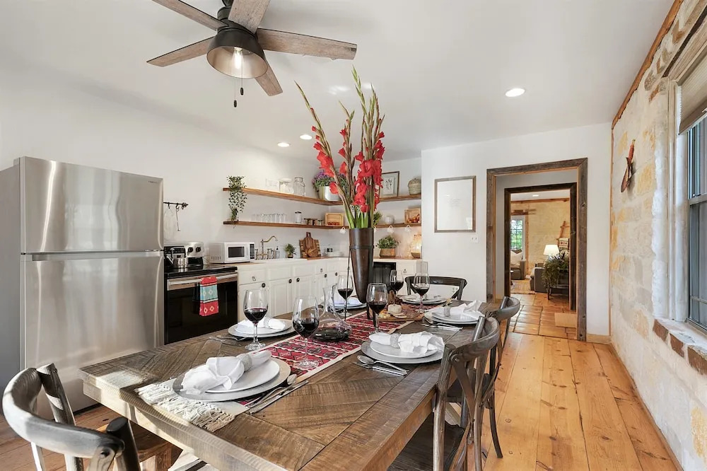 New! Luxury Home With Fire Pit & Hill Country Views