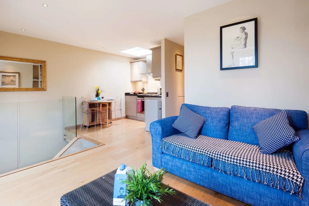 The Kempsford Gardens Nest - AG01