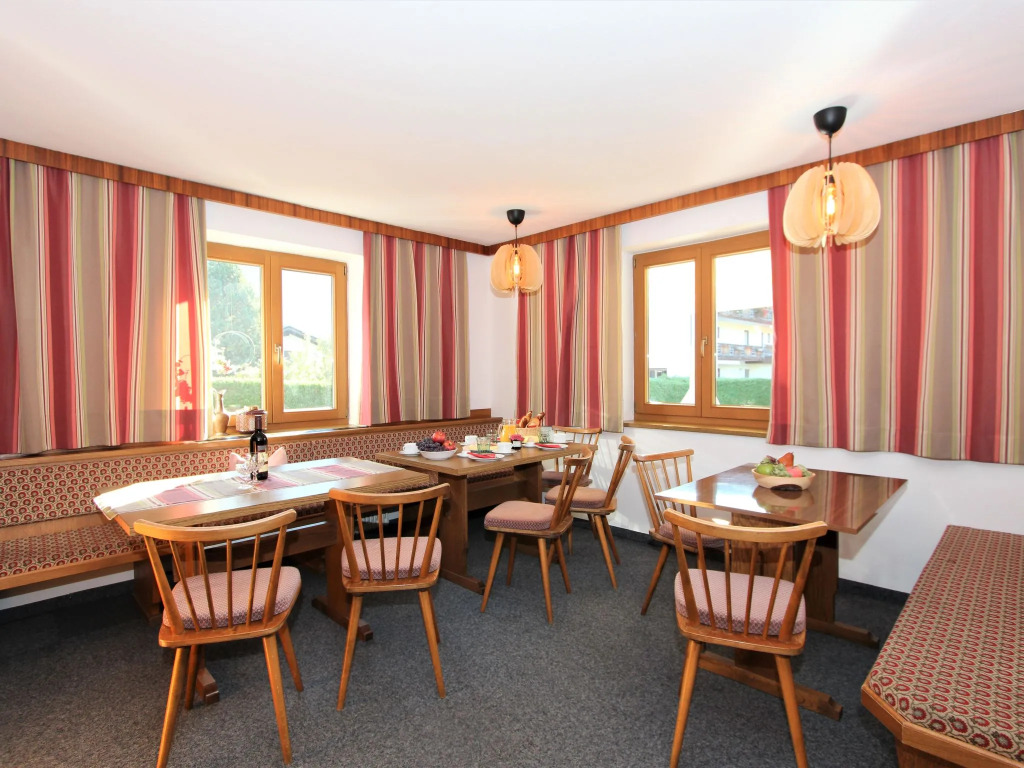Holiday Home Sonnblick by Interhome