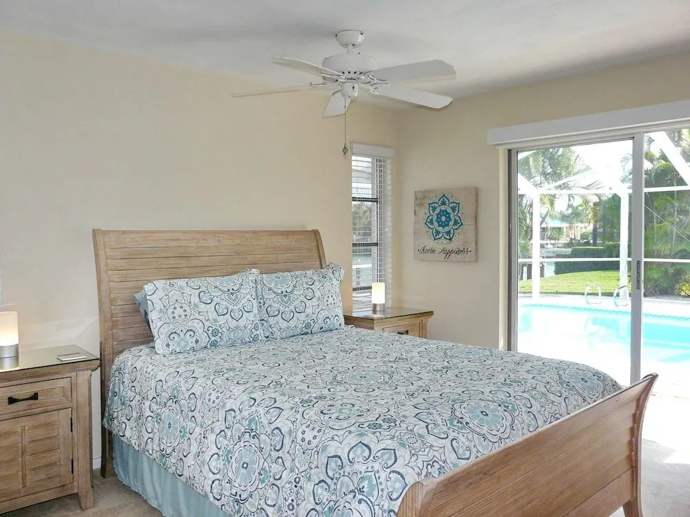 Delightful Home With Pool and Direct Boating Access