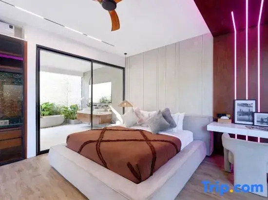 Luxury 5BR River Villa