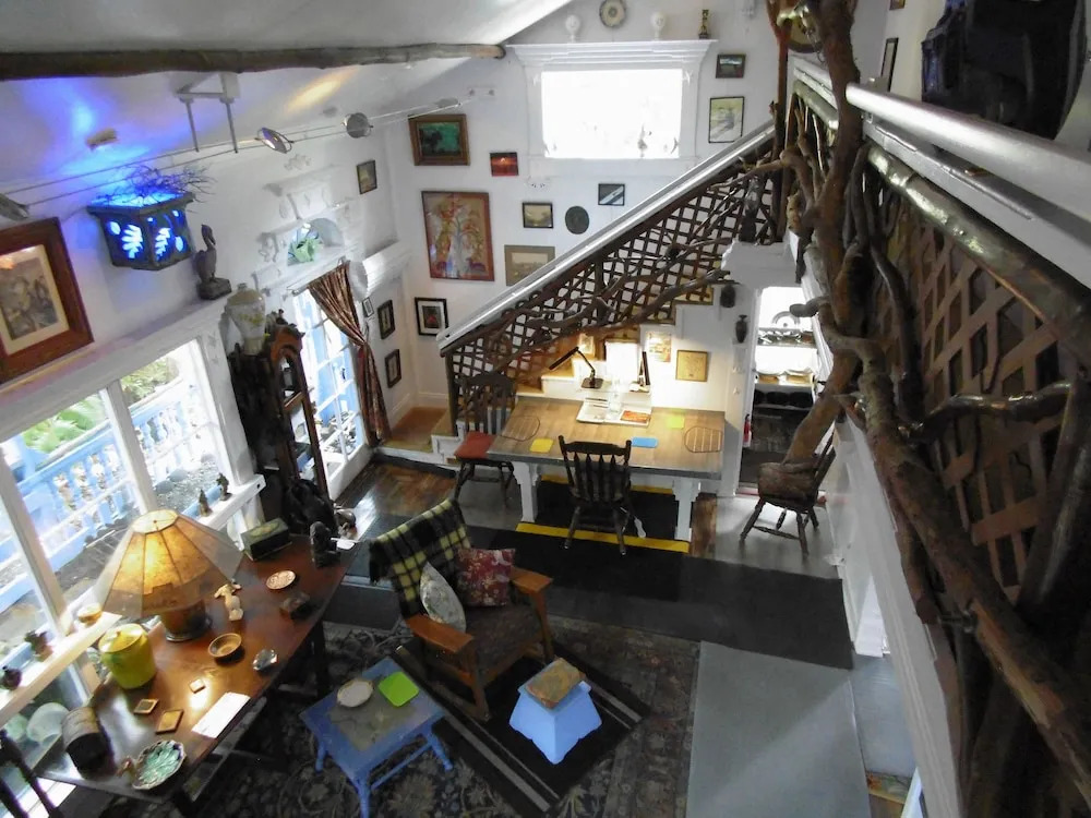 Upcountry Volcano Village Mountain Cottage