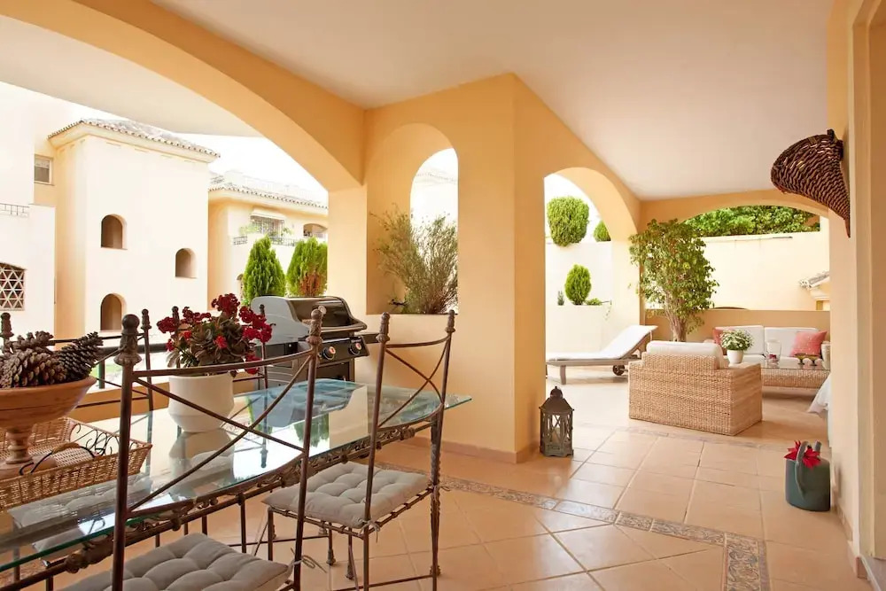 Apartment in Marbella Near Sandy Beach