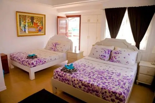 Florabells Guest House - Batanes
