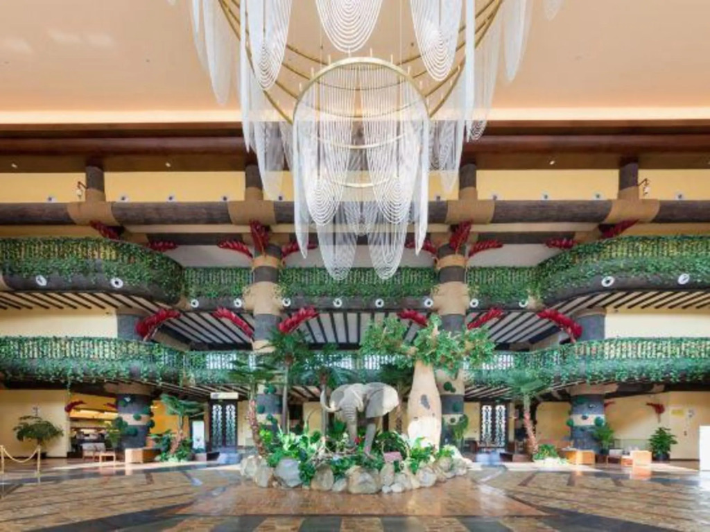 Ling Ling Hotel