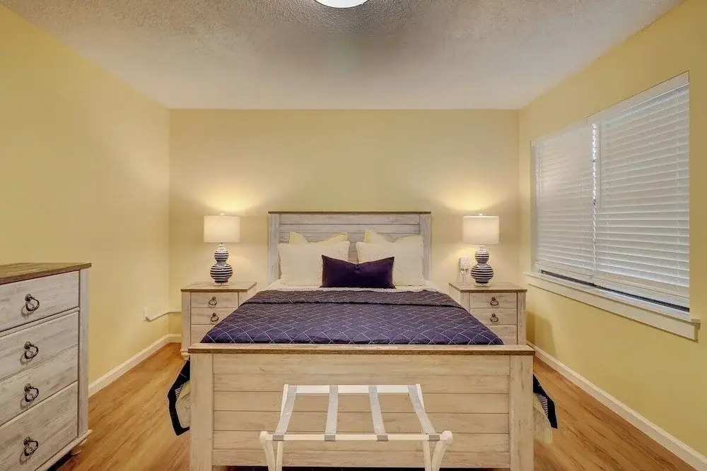 Family 2BR Retreat Near Beach + Pool Hilton Head